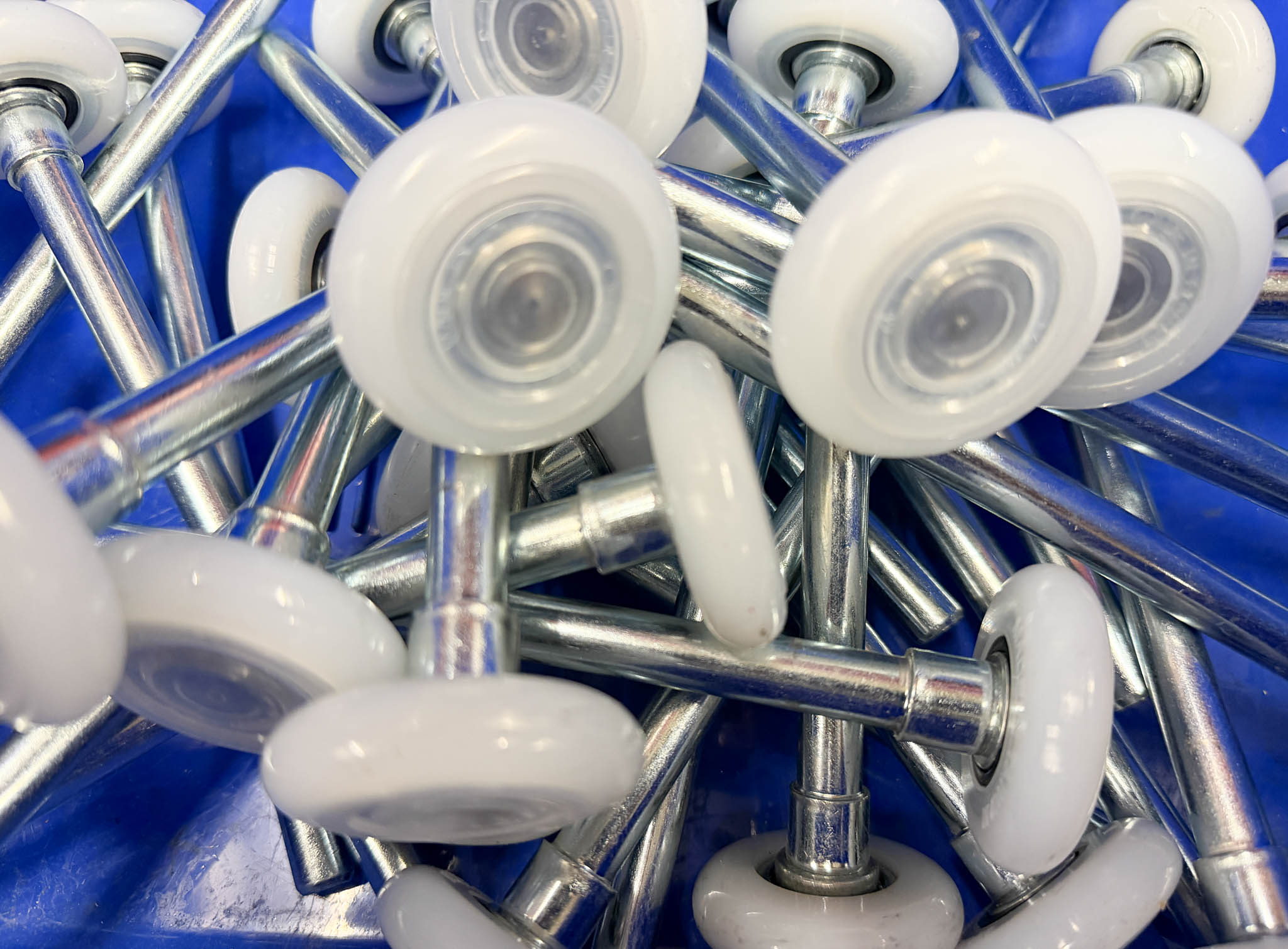 Nylon Rollers with Sealed Bearings