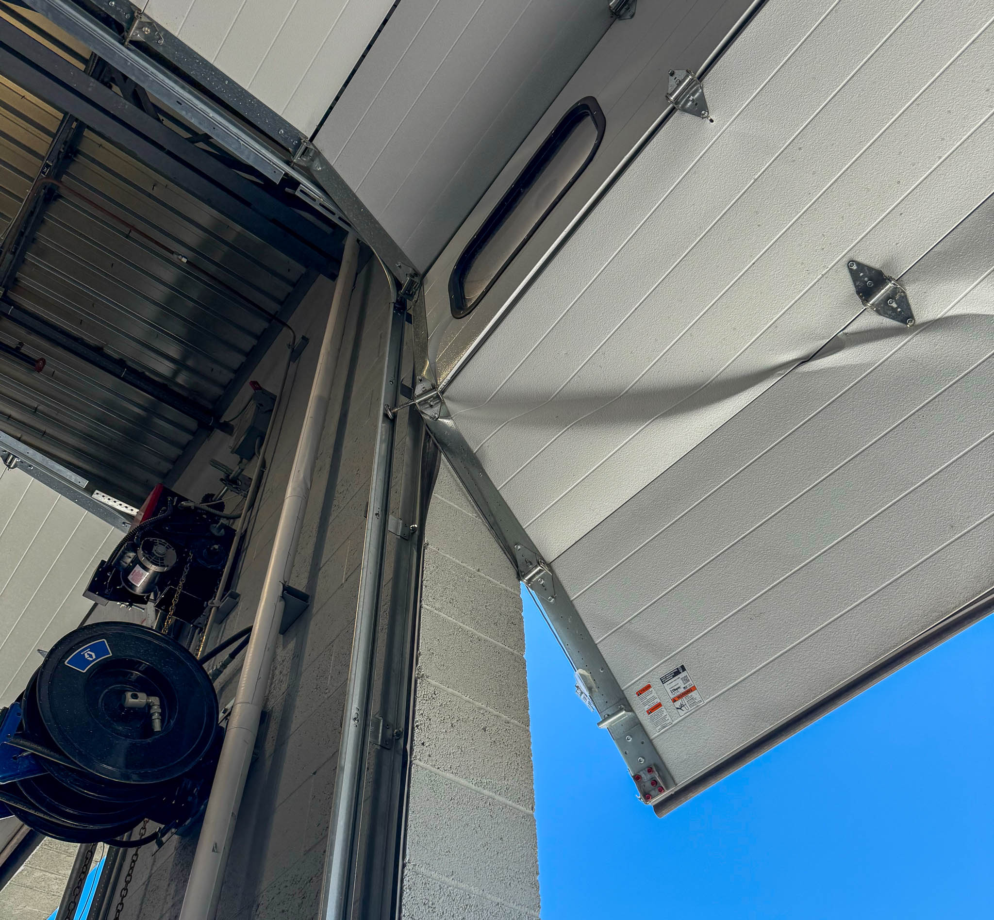 Commercial overhead door panel replacement